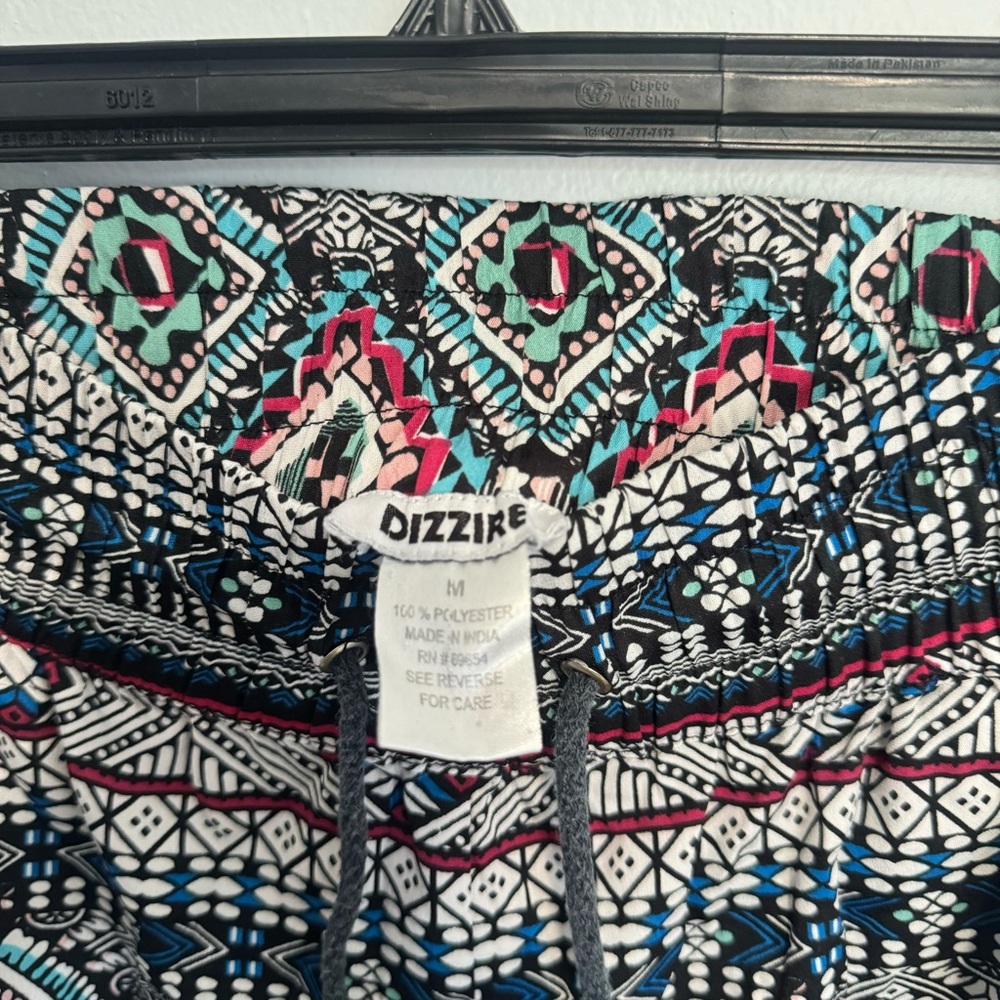 Dizzire Patterned Pants - Picture 7 of 7